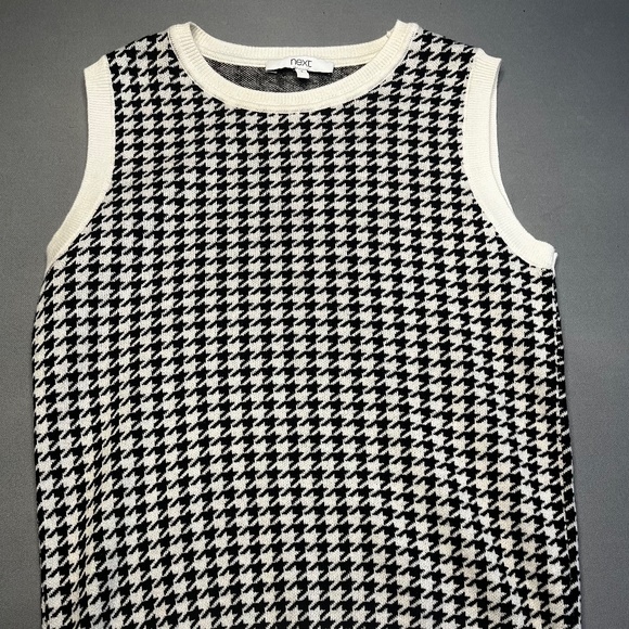 Next, Dog Tooth Pattern Sweater Vest, Size Small - Picture 1 of 3